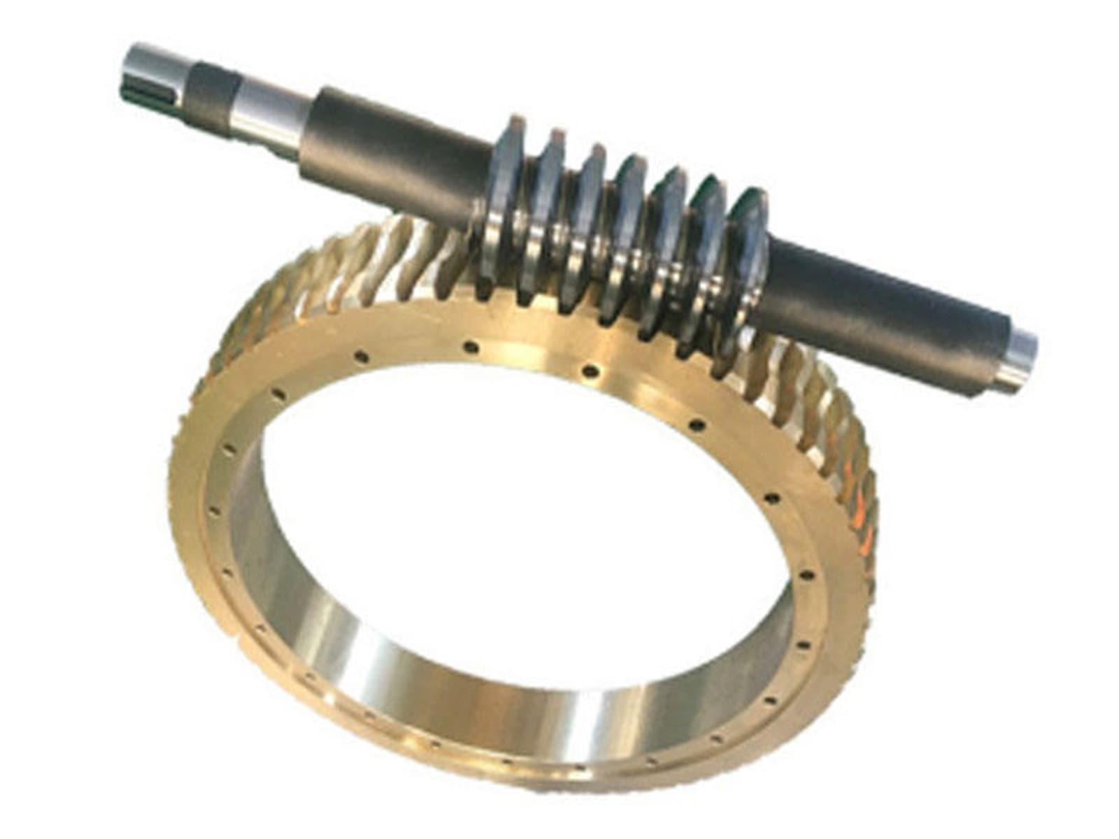 Worm Gears and worm shafts for transmission.